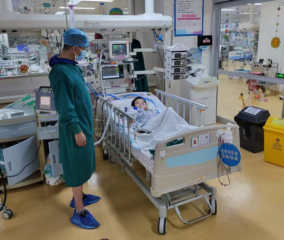 墨脱县跨省救护车出租公司